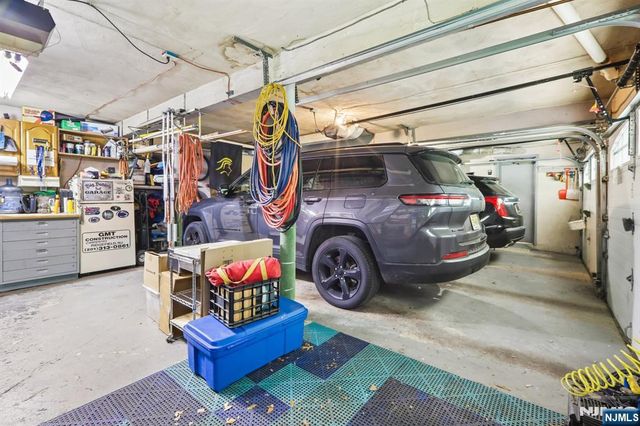 123 Midwood Road, Paramus, NJ 07652