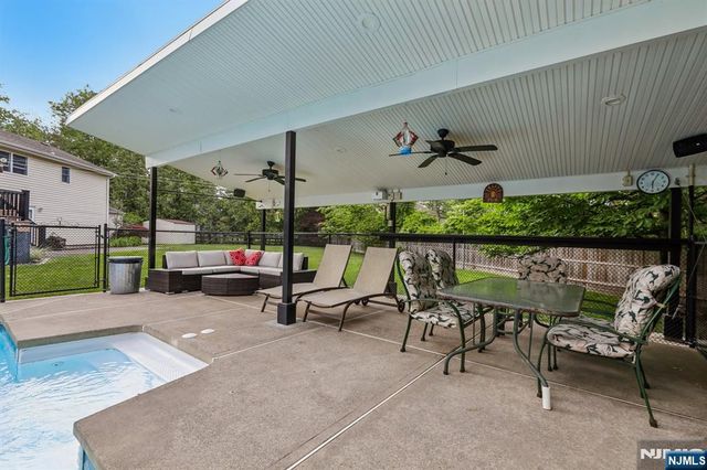123 Midwood Road, Paramus, NJ 07652