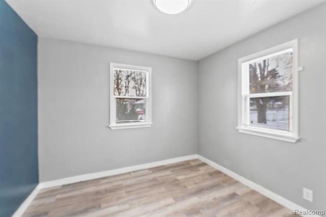 3021 Oklahoma Avenue, Flint, MI 48506