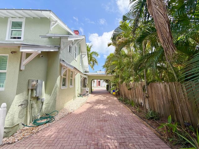 1605 Georgia Avenue, West Palm Beach, FL 33401