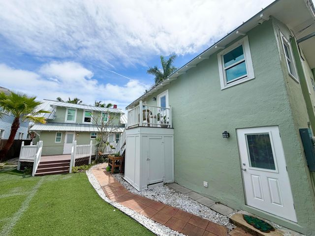 1605 Georgia Avenue, West Palm Beach, FL 33401