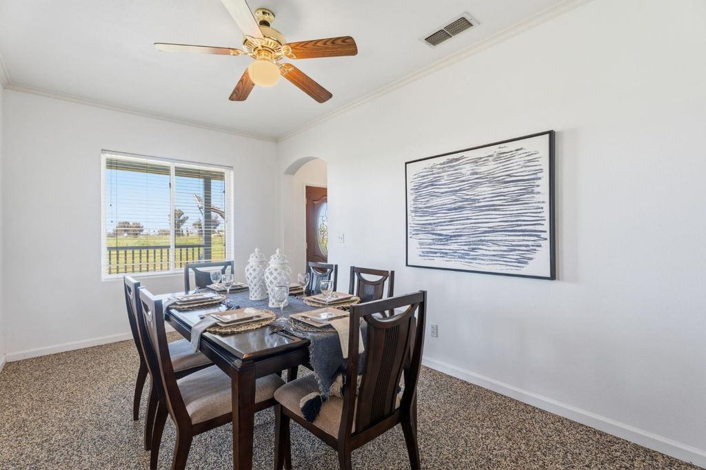 Image 13 of property listing at 22581 Road 20, Chowchilla, CA 93610