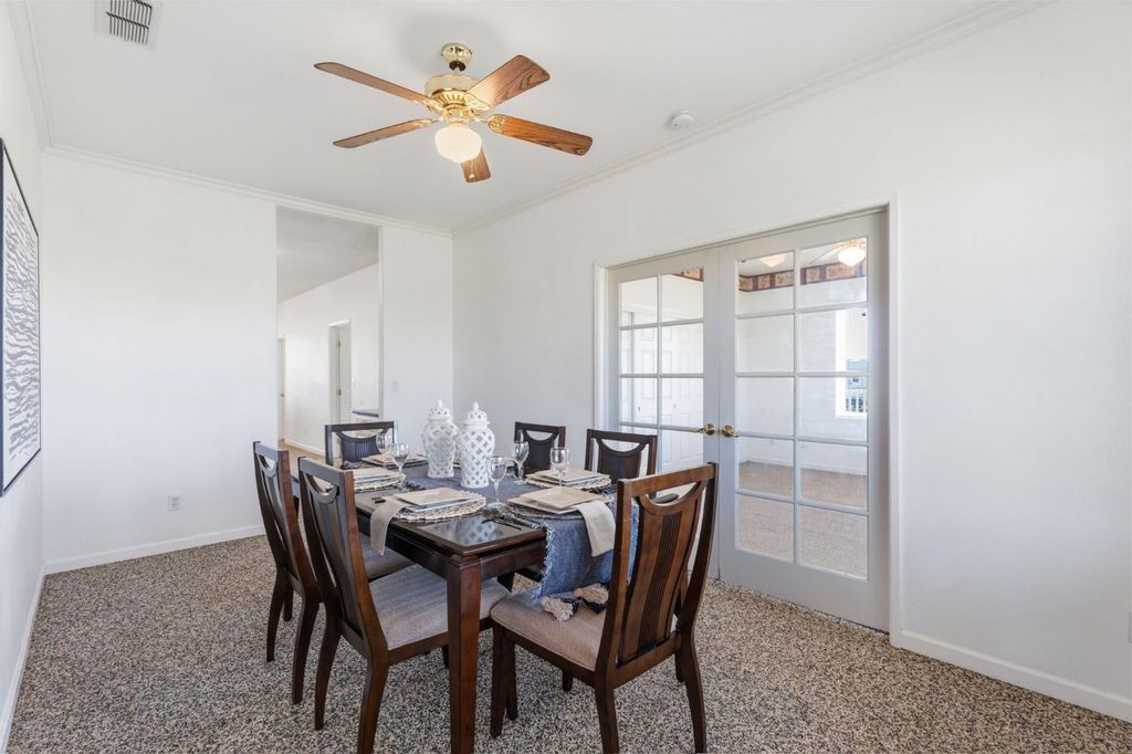 Image 15 of property listing at 22581 Road 20, Chowchilla, CA 93610