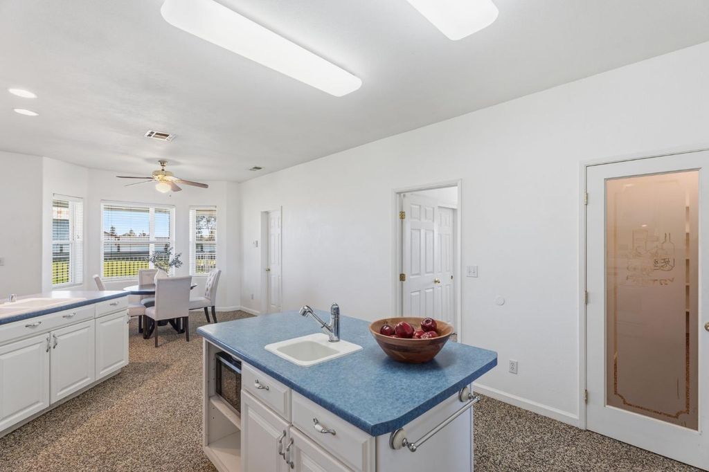 Image 21 of property listing at 22581 Road 20, Chowchilla, CA 93610