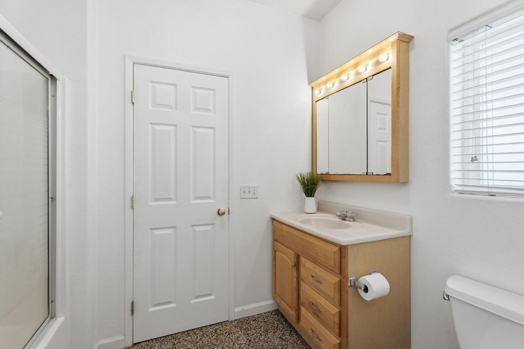 Image 28 of property listing at 22581 Road 20, Chowchilla, CA 93610