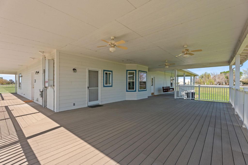 Image 51 of property listing at 22581 Road 20, Chowchilla, CA 93610