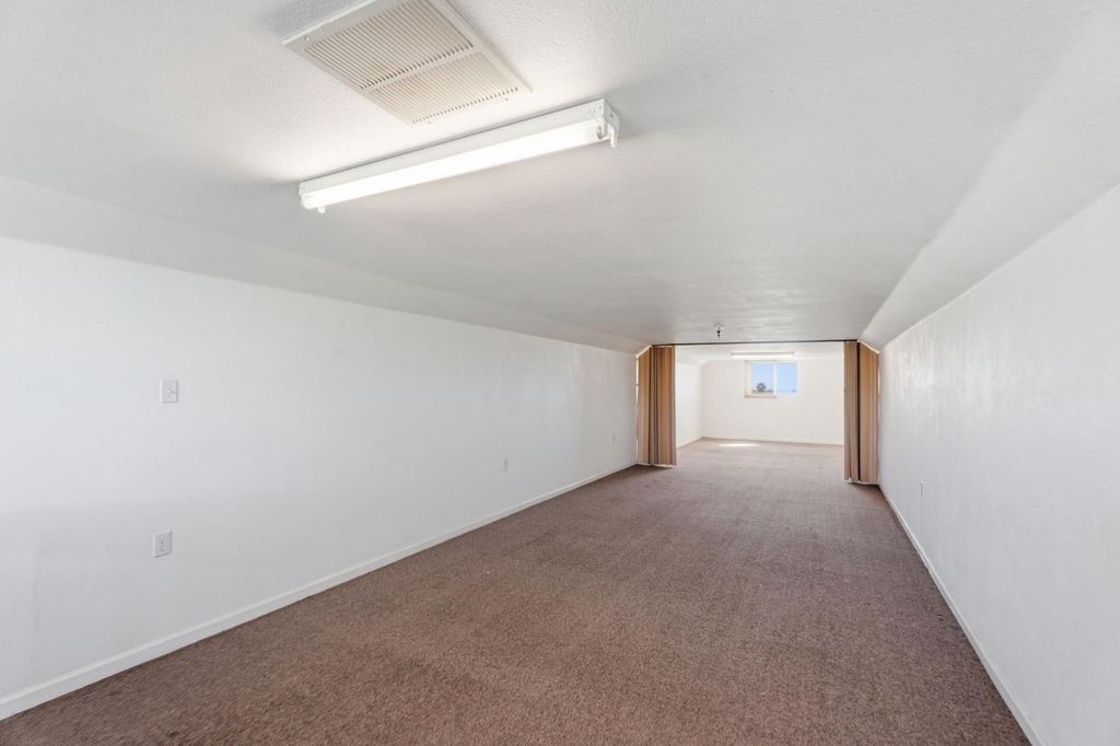 Image 56 of property listing at 22581 Road 20, Chowchilla, CA 93610