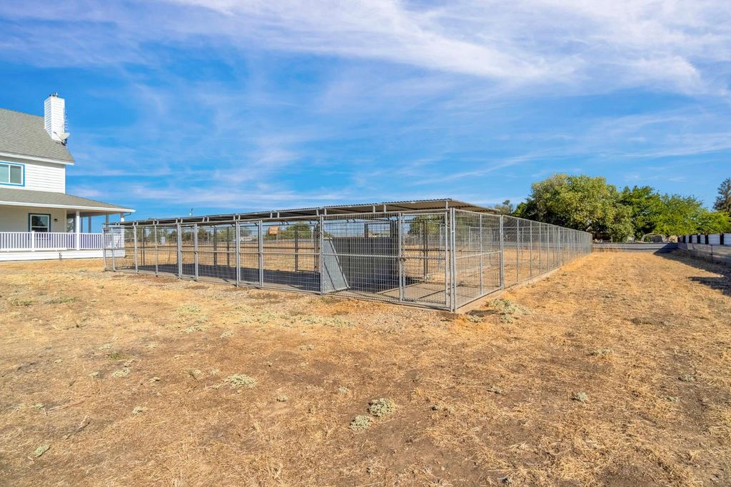Image 57 of property listing at 22581 Road 20, Chowchilla, CA 93610