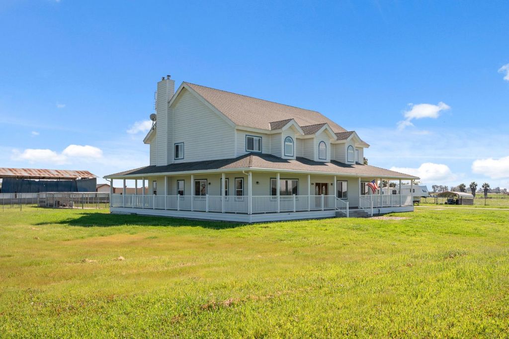 Image 62 of property listing at 22581 Road 20, Chowchilla, CA 93610
