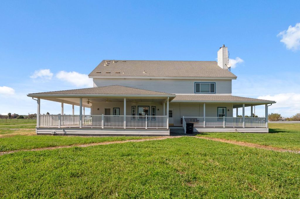 Image 63 of property listing at 22581 Road 20, Chowchilla, CA 93610
