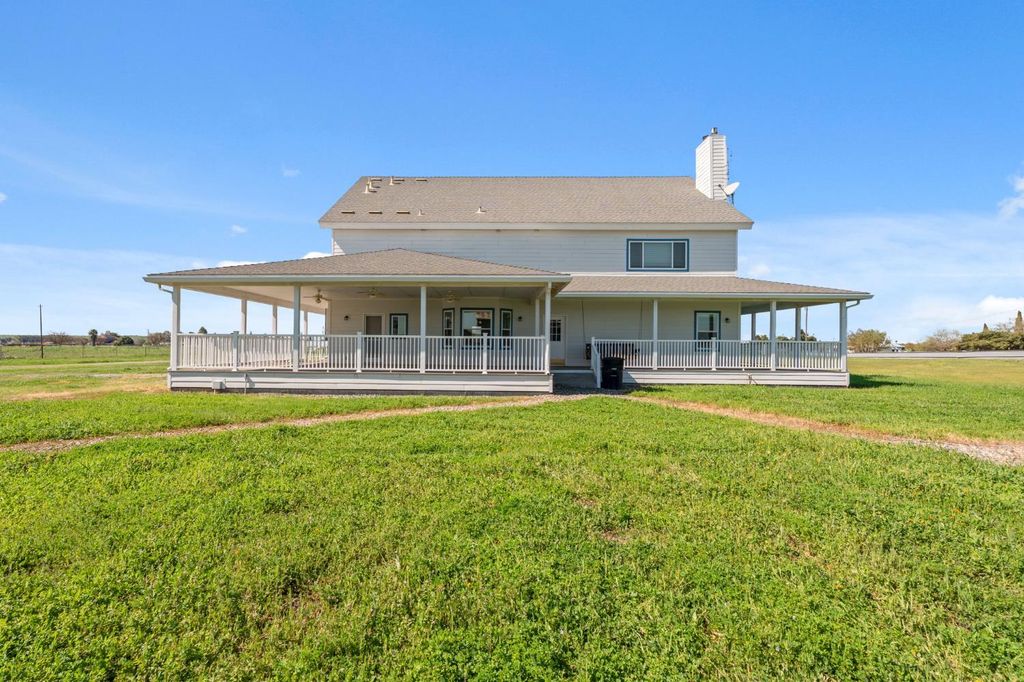 Image 66 of property listing at 22581 Road 20, Chowchilla, CA 93610