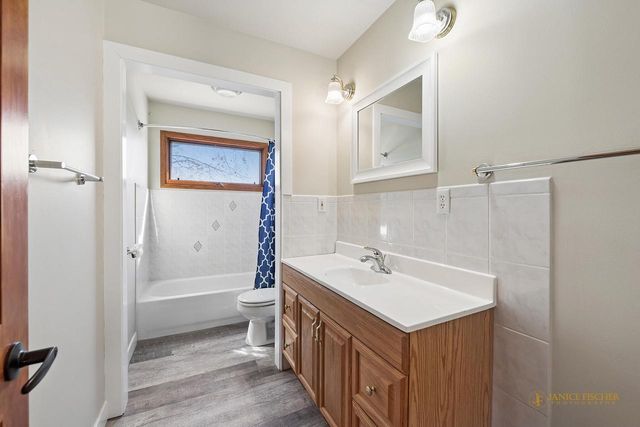 21120 122nd STREET, Bristol, WI 53104