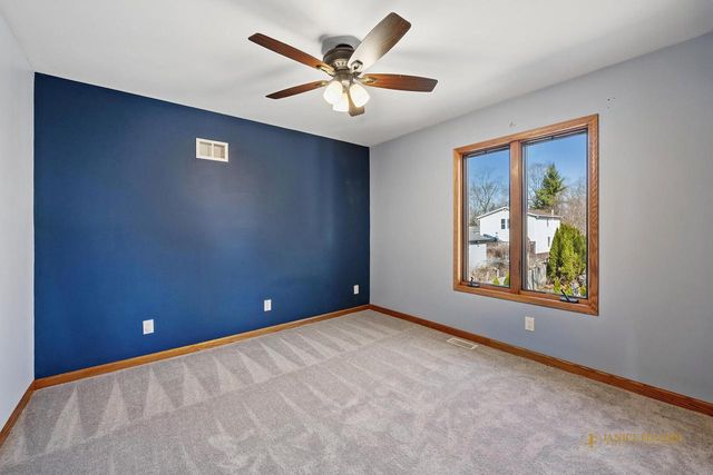 21120 122nd STREET, Bristol, WI 53104