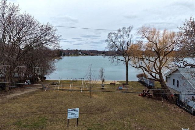 21120 122nd STREET, Bristol, WI 53104