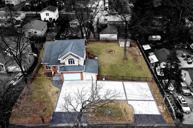 21120 122nd STREET, Bristol, WI 53104