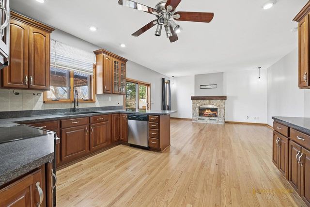 21120 122nd STREET, Bristol, WI 53104