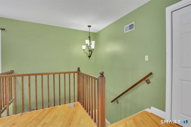 6 Rivercove Drive, Cromwell, CT 06416