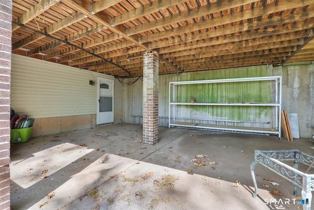 6 Rivercove Drive, Cromwell, CT 06416