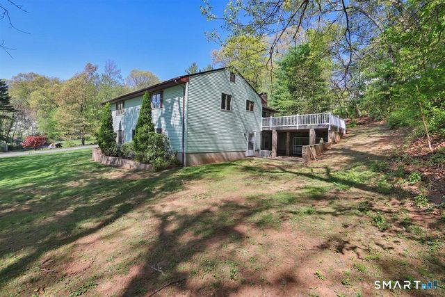 6 Rivercove Drive, Cromwell, CT 06416