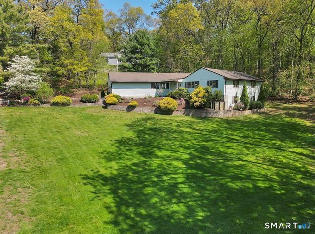 6 Rivercove Drive, Cromwell, CT 06416