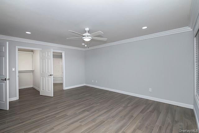 100 Pineview Lane 100, Coram, NY 11727