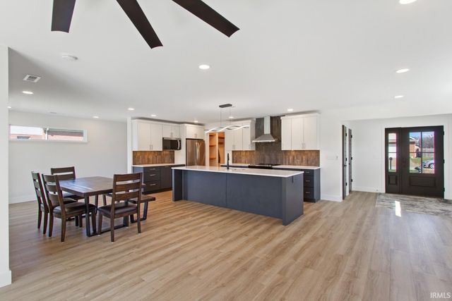 1310 Mockingbird Lane, Mount Vernon, IN 47620