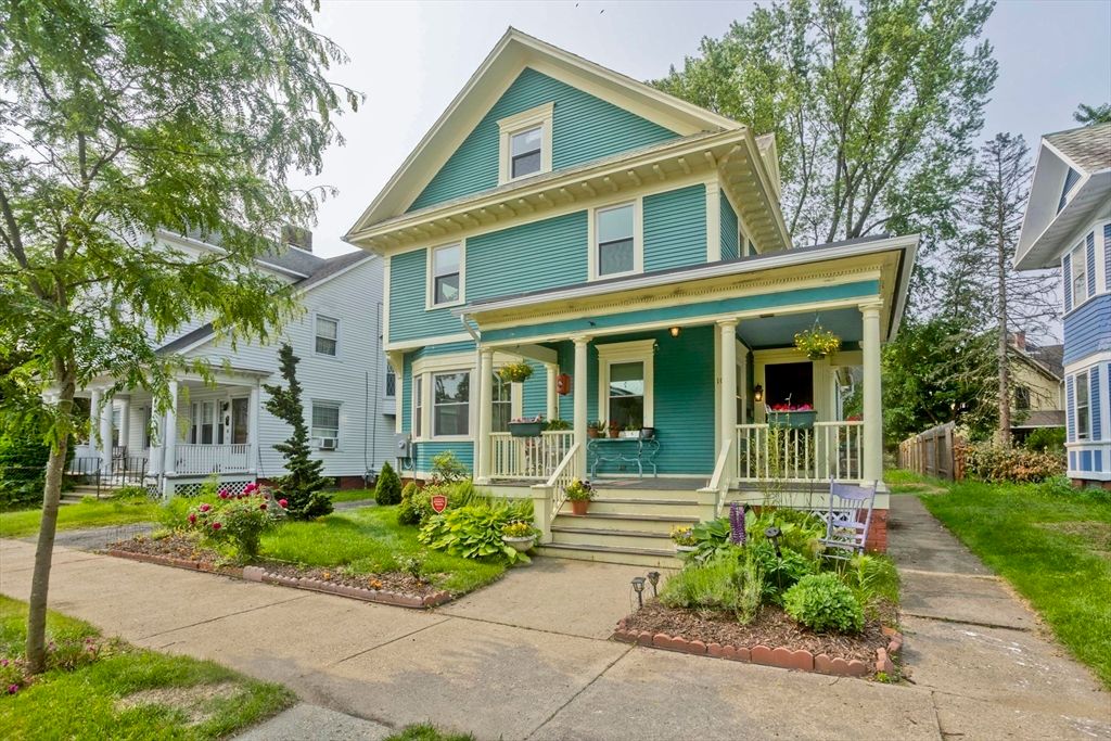 10 Dorchester, Springfield, MA 01109