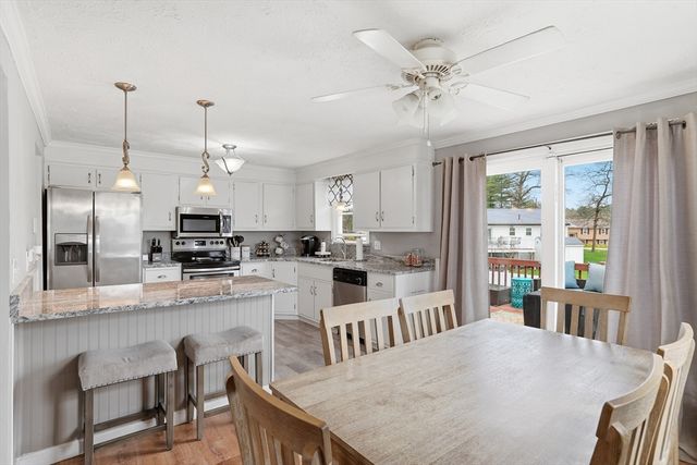 11 Duffy Dr, Taunton, MA 02780