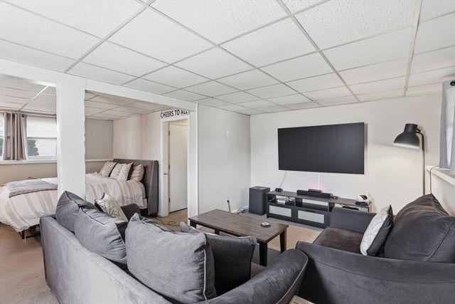 11 Duffy Dr, Taunton, MA 02780