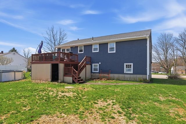 11 Duffy Dr, Taunton, MA 02780