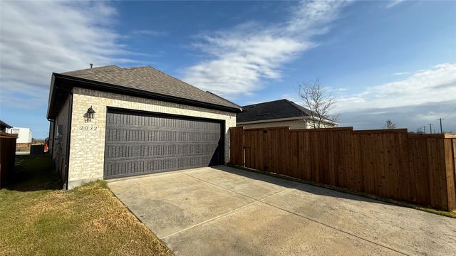2032 Adriana Avenue, Celina, TX 75009