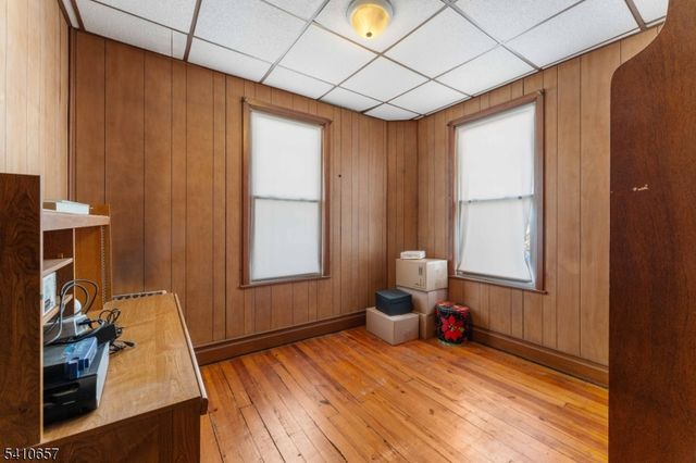 757 Parker St, Newark City, NJ 07104