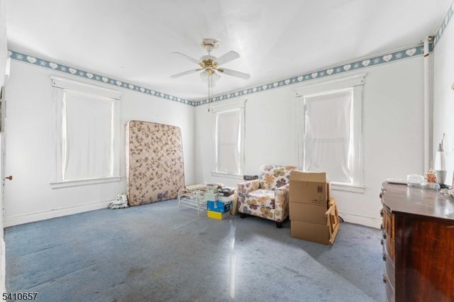 757 Parker St, Newark City, NJ 07104