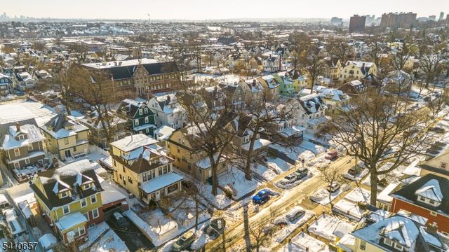 757 Parker St, Newark City, NJ 07104