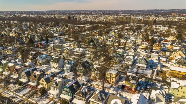 757 Parker St, Newark City, NJ 07104