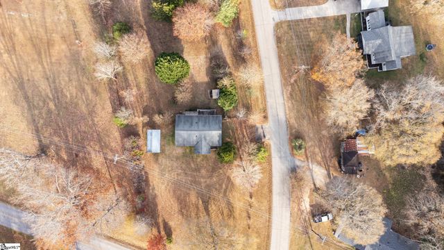 231 Roanoke Road, Liberty, SC 29657