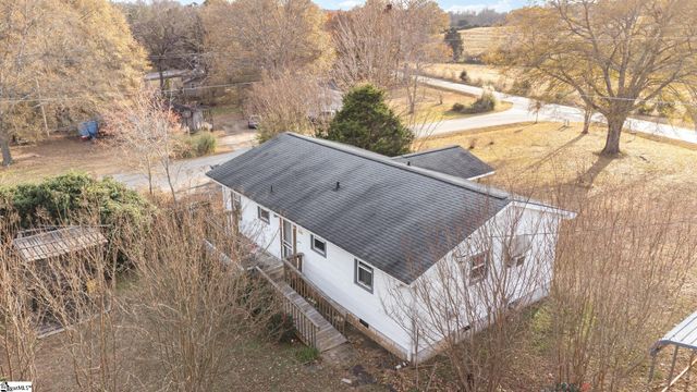 231 Roanoke Road, Liberty, SC 29657