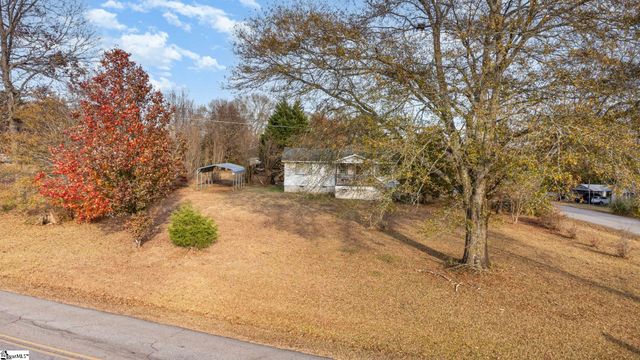 231 Roanoke Road, Liberty, SC 29657