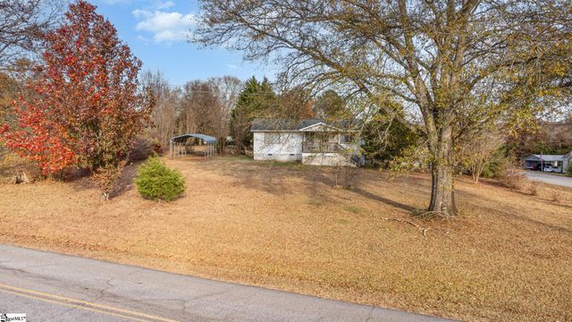 231 Roanoke Road, Liberty, SC 29657