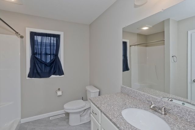 239 Gresham St, Springfield, MA 01119