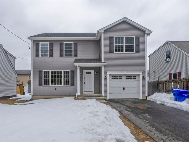 239 Gresham St, Springfield, MA 01119