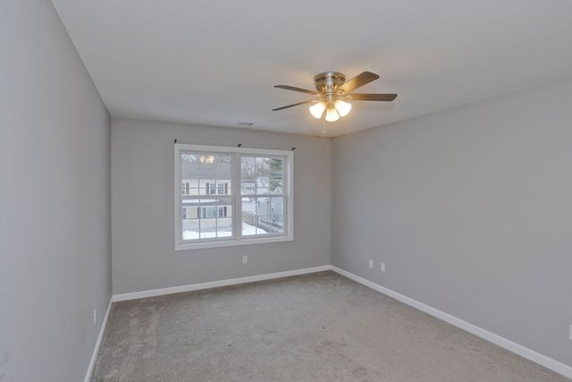 239 Gresham St, Springfield, MA 01119