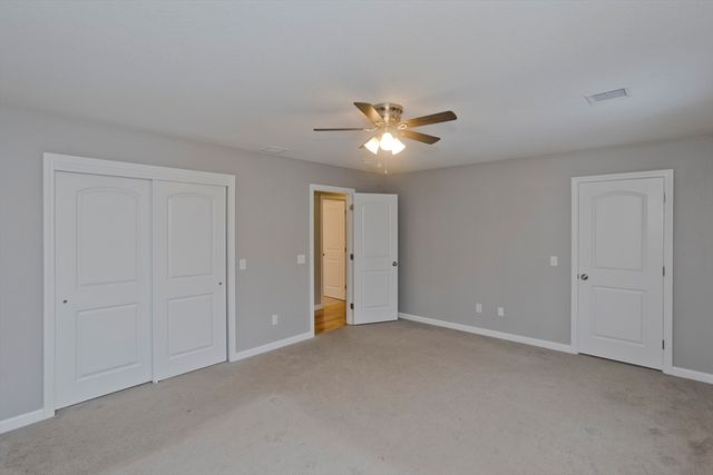 239 Gresham St, Springfield, MA 01119