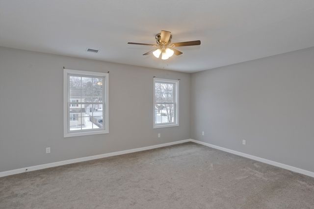 239 Gresham St, Springfield, MA 01119