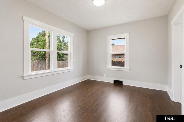 7512 N 28 Avenue, Omaha, NE 68112
