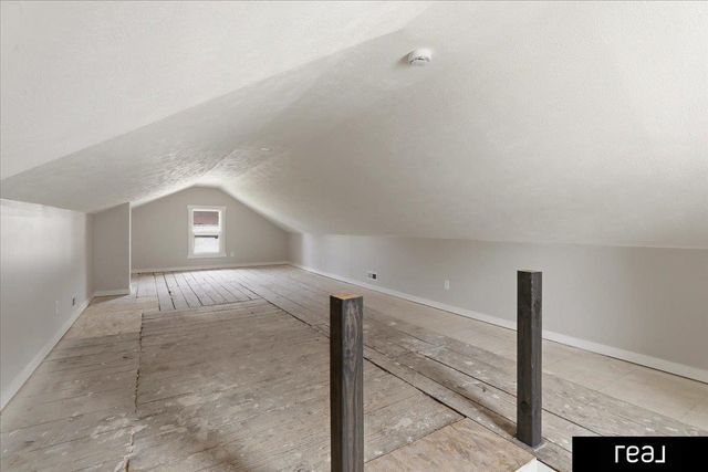 7512 N 28 Avenue, Omaha, NE 68112