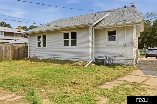 7512 N 28 Avenue, Omaha, NE 68112