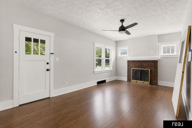 7512 N 28 Avenue, Omaha, NE 68112