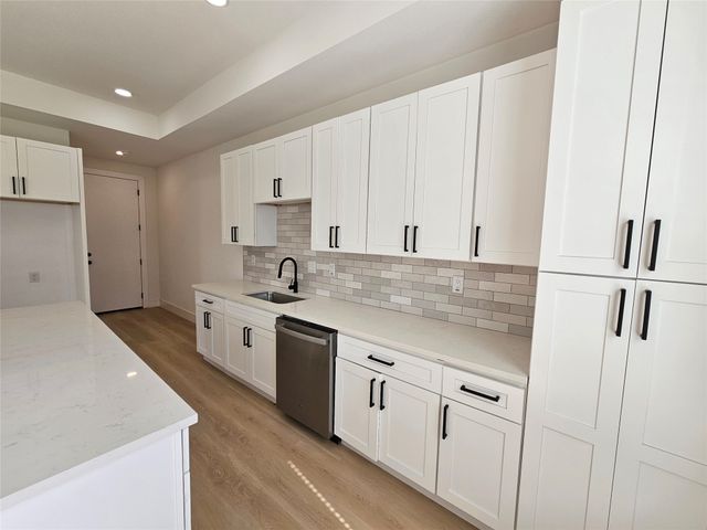 620 W Avenue F, Garland, TX 75040