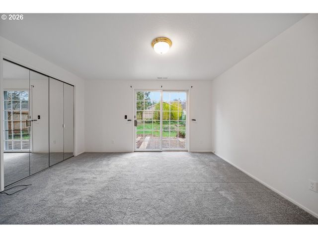 2361 FIR St, North Bend, OR 97459